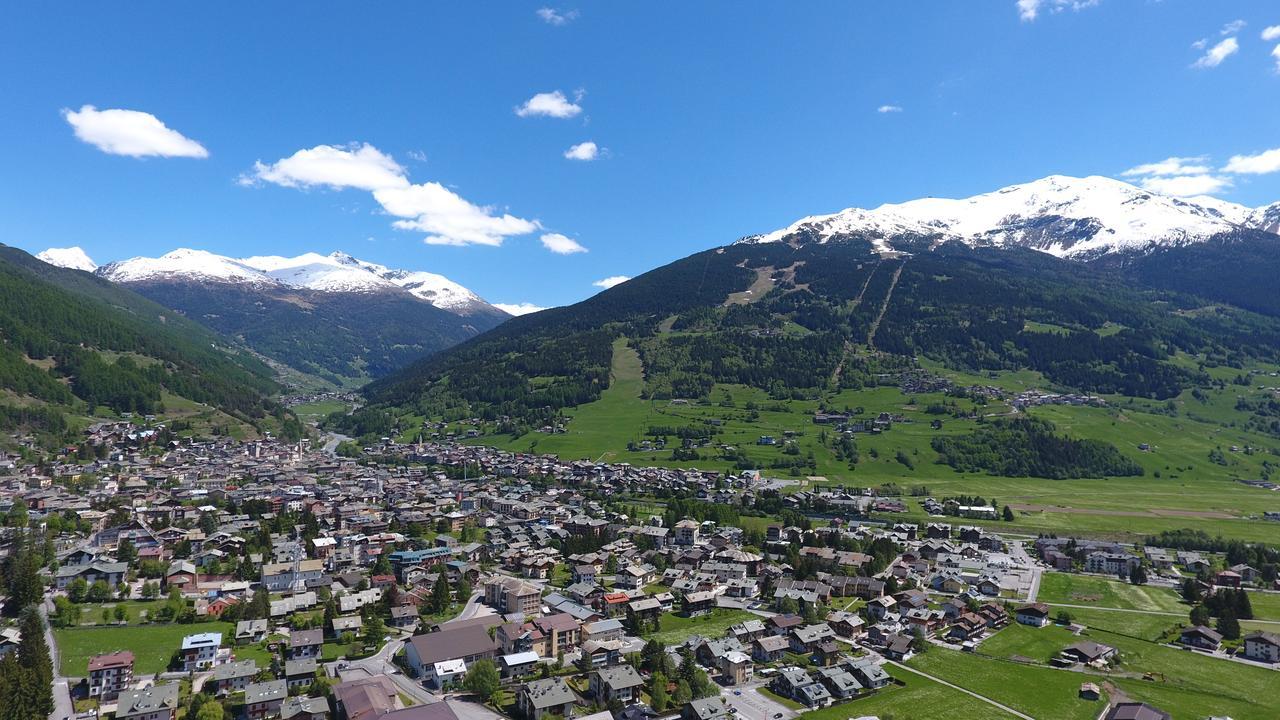 Meuble Cima Bianca Garni Bormio Exterior foto