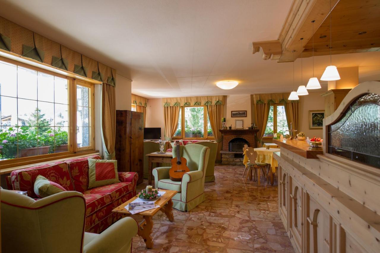 Meuble Cima Bianca Garni Bormio Exterior foto